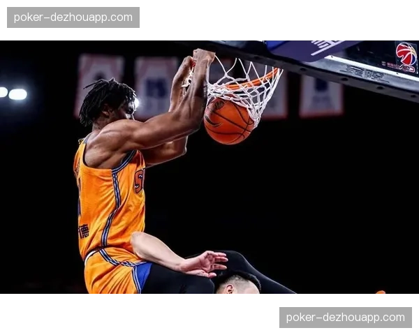 上海队禁区防守联盟顶级 怀特塞德护框效率冠绝联盟